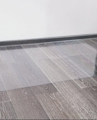 Realizace Měkké sklo jako podložka na ochranu podlahy